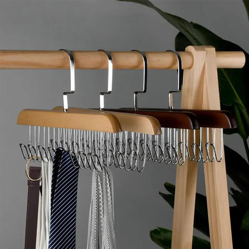 Non-slip wardrobe with multiple hooks