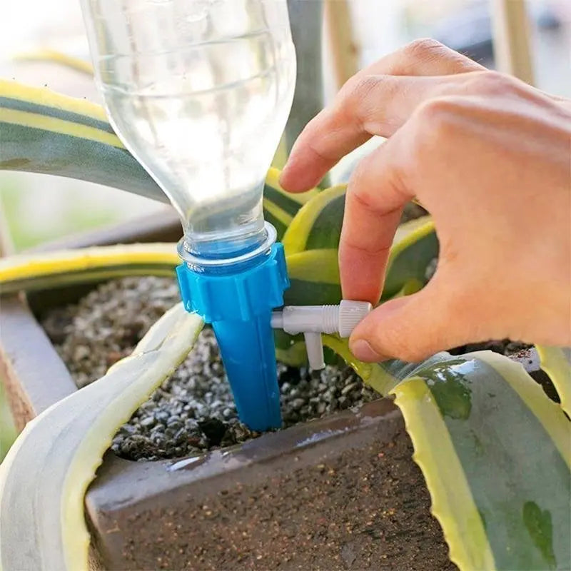 10+5 | Automatic Irrigation System – Supplies Plants with Water for Weeks