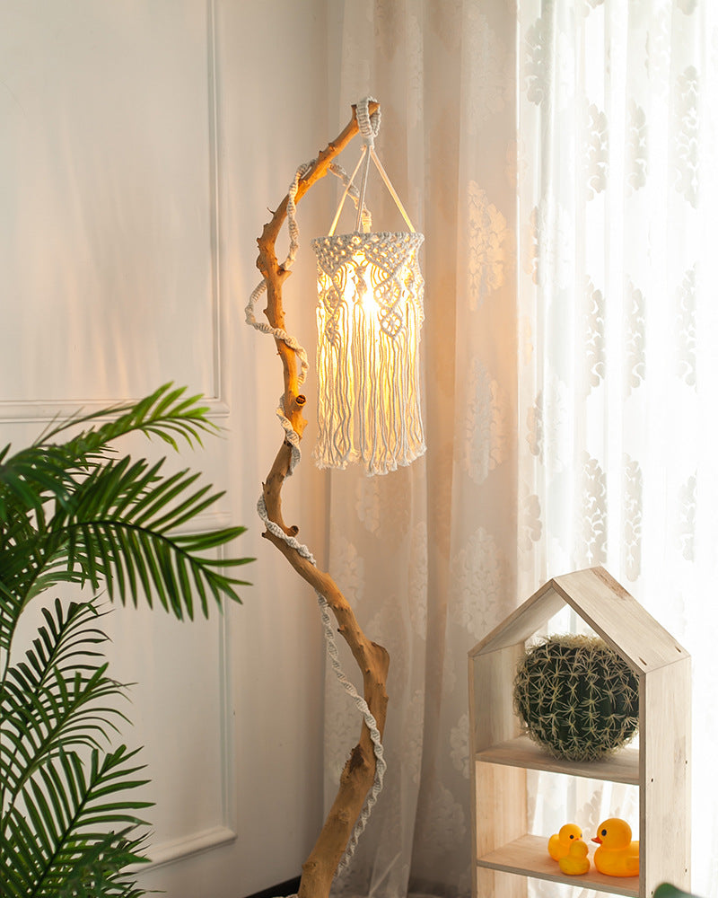 Macramé Plant Hanger with Fringed Design Bowlift