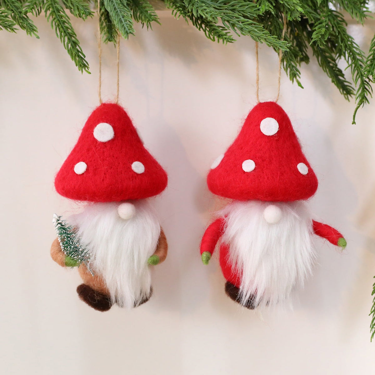 Christmas gnome pendant made of felt