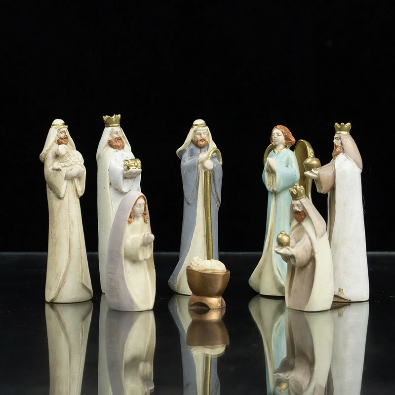 Nativity figures set made of resin, 8-piece