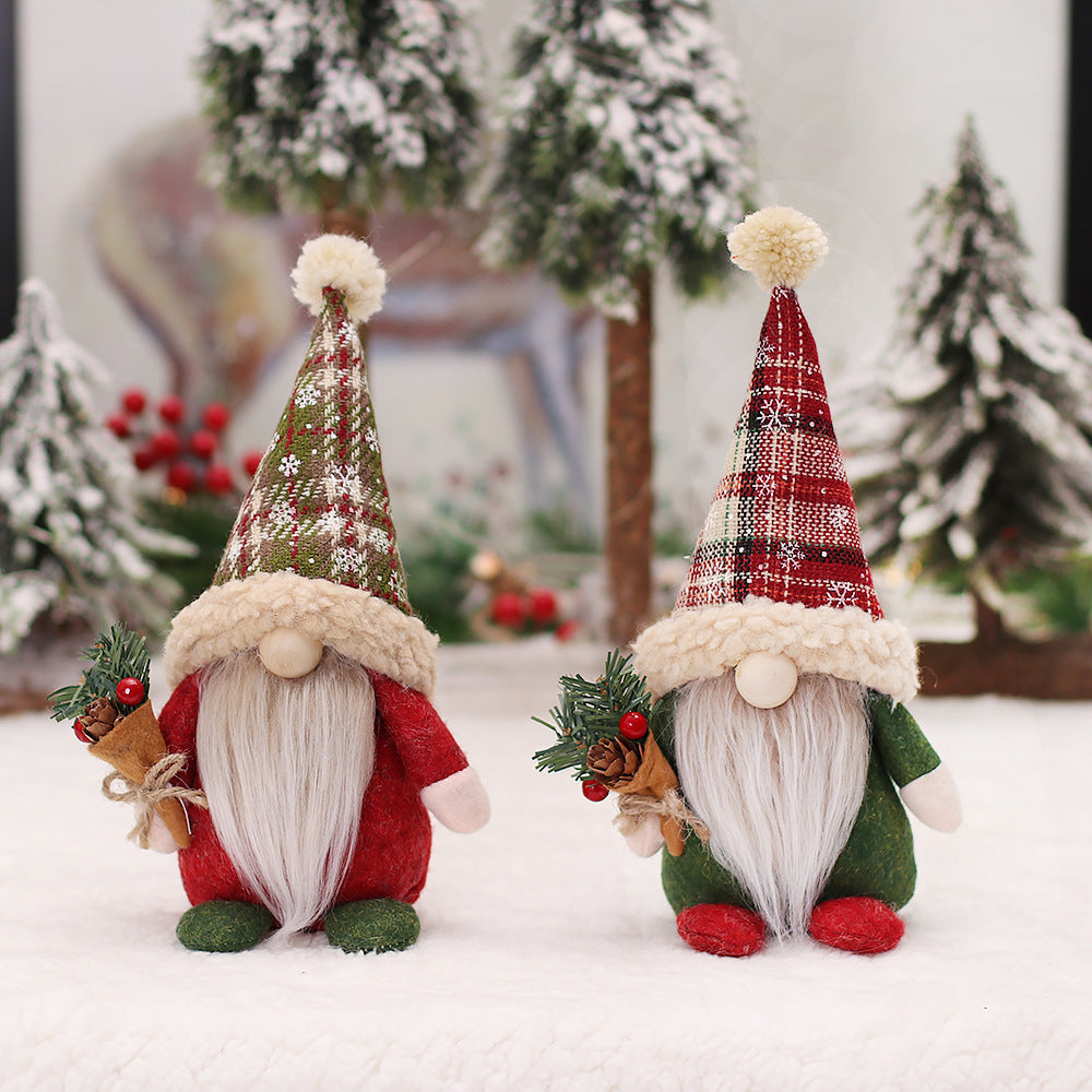 Christmas Gnome with Gift