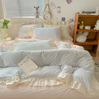 Zevolim| Gingham Check Ruffled Edges Bedding Set
