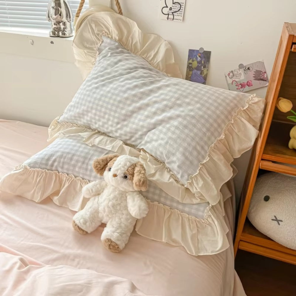 Zevolim| Gingham Check Ruffled Edges Bedding Set