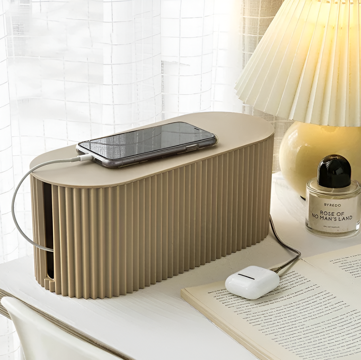 Minimalistic Cable Box in Macaron Style