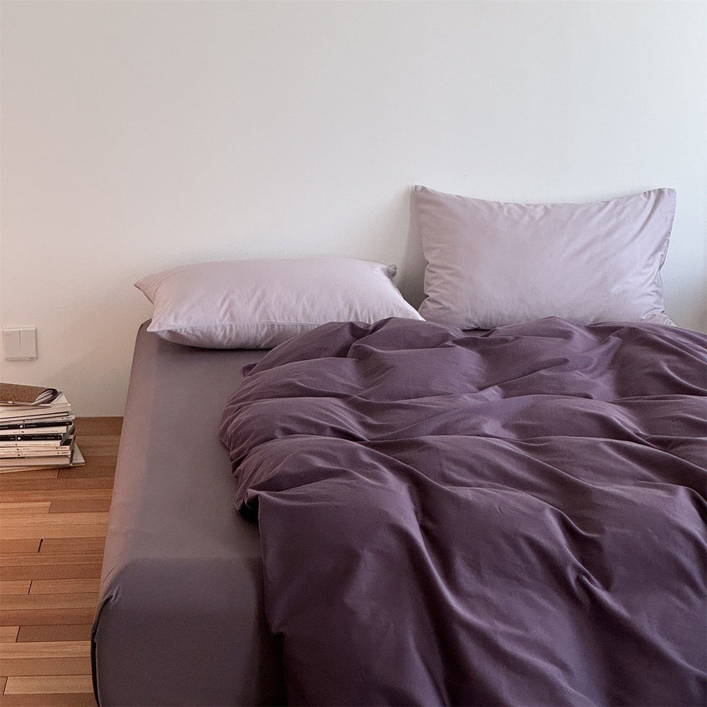 High-quality cotton bed linen set with fitted sheet and zipper duvet cover