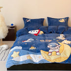 Children's bedding set with cute cheese appliqués made of soft cotton flannel