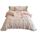 Romantic bedding set with ruffles and lace trim