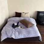 Satin bedding set in luxurious silk look