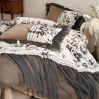 Quilted bedding set with floral pattern, tulle ruffle and decorative frills Bowlift