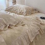 Luxurious satin bedding set with lace ruffles and jacquard texture