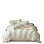 Quilted velvet bedding set with 3D waffle structure and decorative border Bowlift