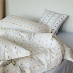Quilted cotton bedding set with fine embroidery