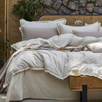 Linen bedding set with washed cotton-linen quality and decorative crochet lace