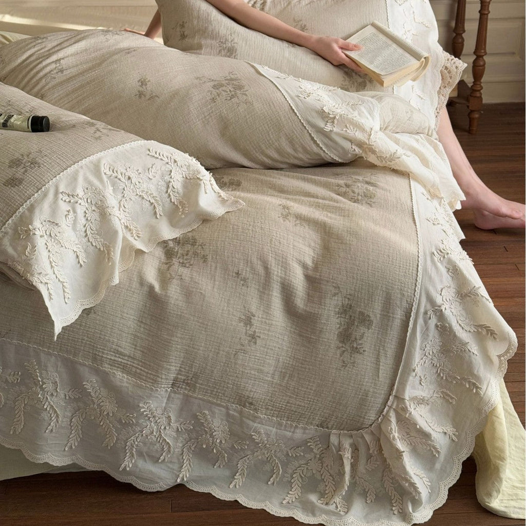 Light cotton-linen duvet cover set with lace ruffle and fine flower embroidery Bowlift