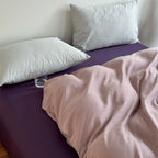 High-quality cotton bed linen set with fitted sheet and zipper duvet cover