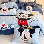 Children's bedding set with three-dimensional tiger applique and ear pillow