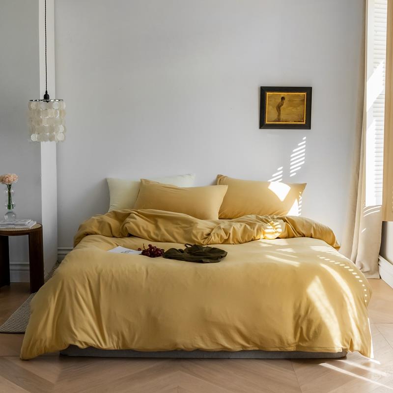 Minimalistic duvet cover set made of skin-friendly cotton blend with soft fiber filling