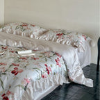 Satin bedding set with floral print and ruffle