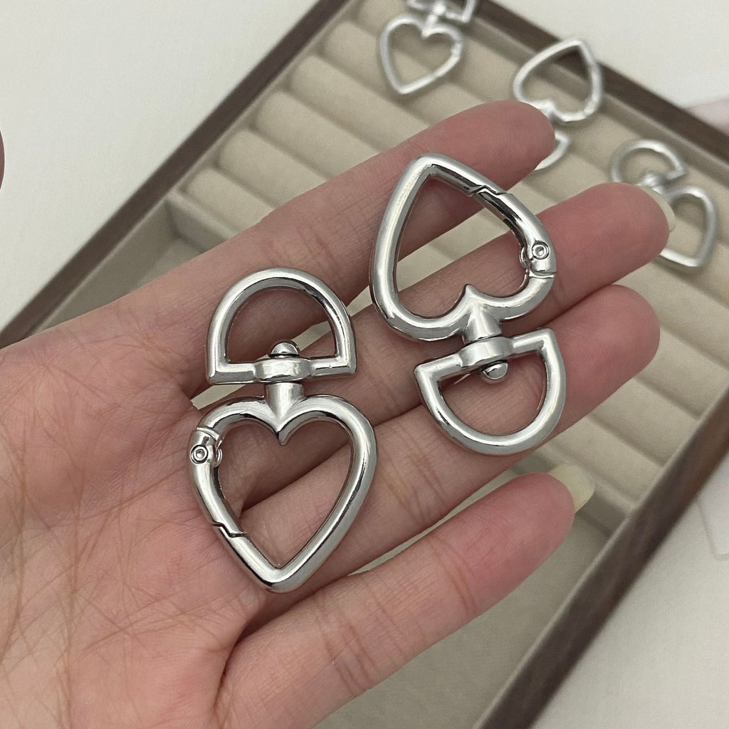 Heart-Shaped Clip Hook Bowlift
