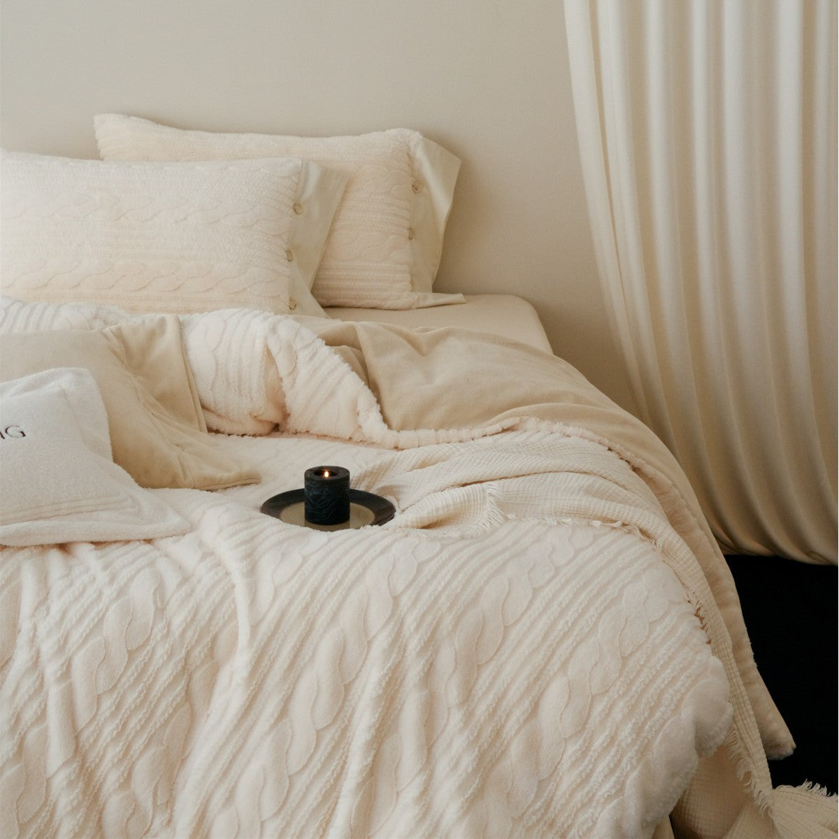 Luxurious textured chenille cuddle bedding set