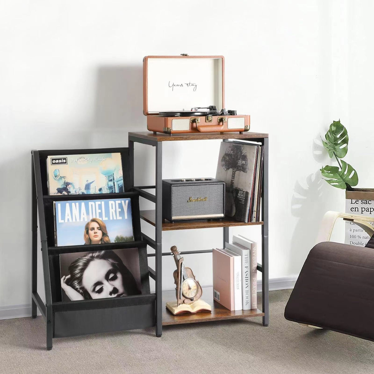 Flat shelf with modern design and versatile storage options Bowlift