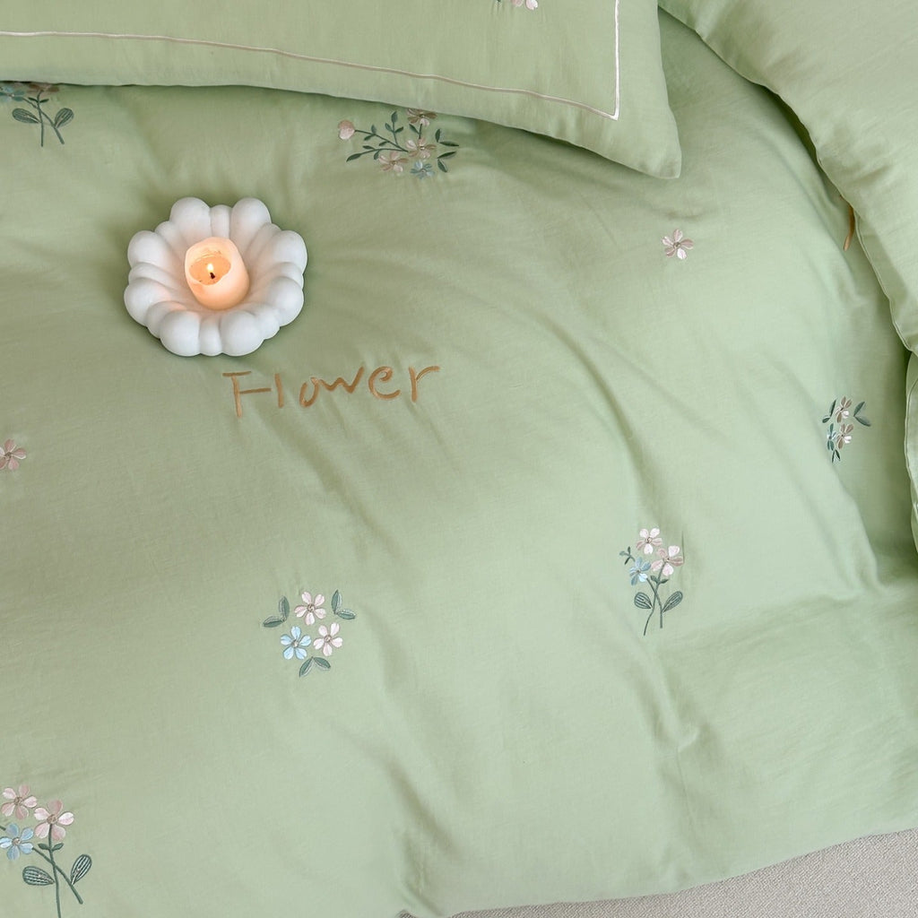 Delicate embroidered cotton bedding set with gentle botanical embroidery and bow ties Bowlift