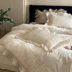Luxurious ruffled satin bedding set with jacquard pattern and pleated edges