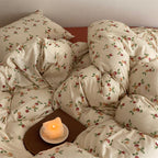 Patterned duvet cover and pillowcase set