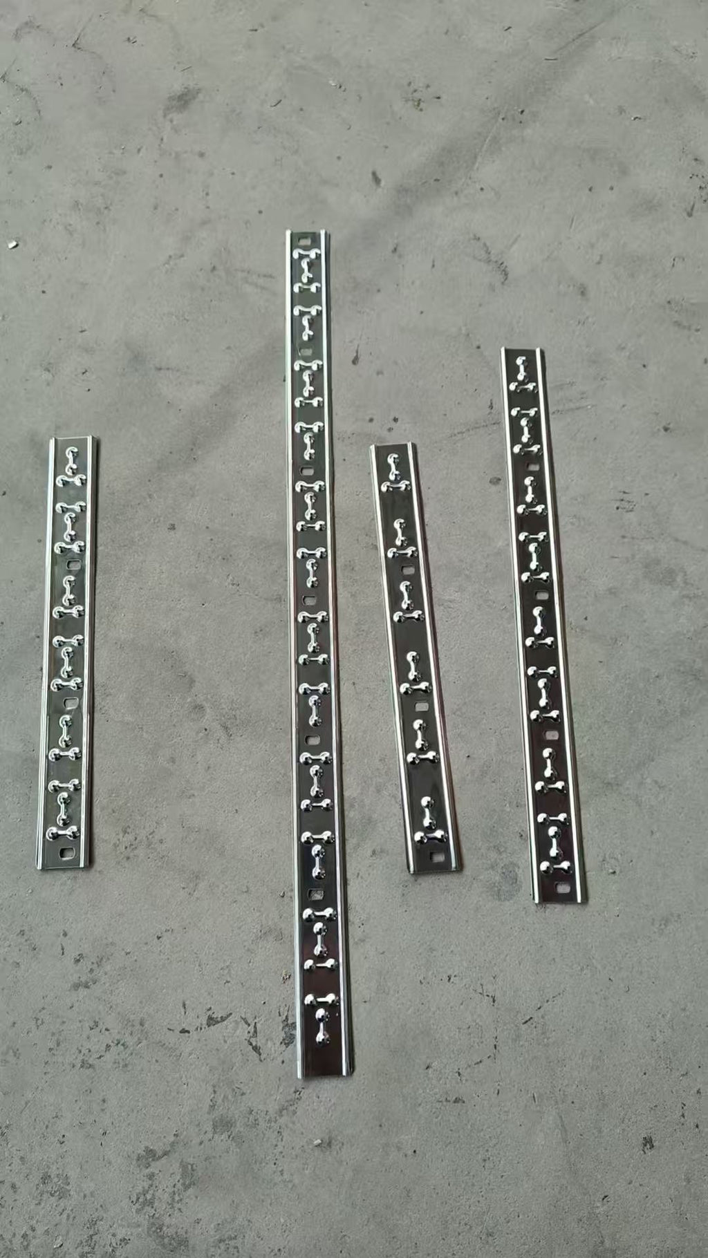 Wall-Mounted Adjustable Metal Slotted Hanging Rail Bowlift