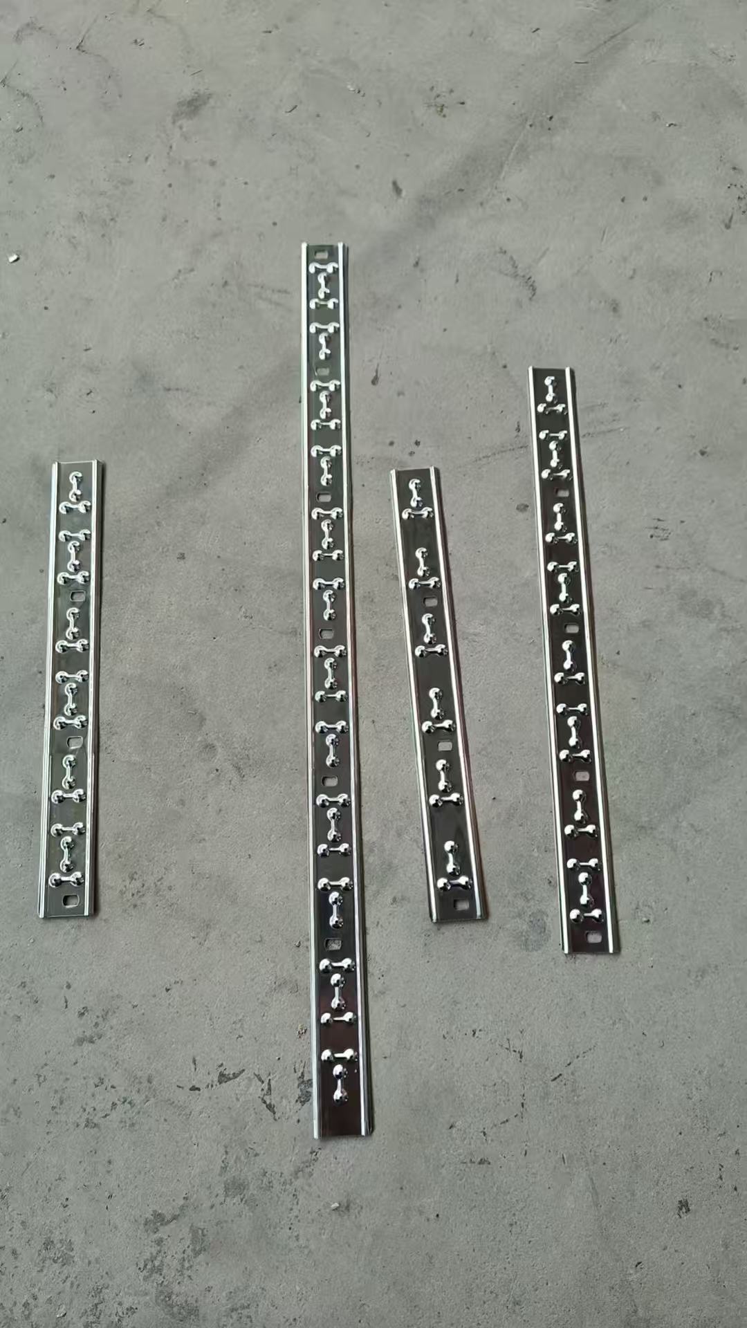 Wall-Mounted Adjustable Metal Slotted Hanging Rail Bowlift