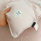 Bedding set with quilted blanket and cute dog designs