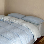 Bedding set made of cotton percale with fine check pattern and quilted comforter