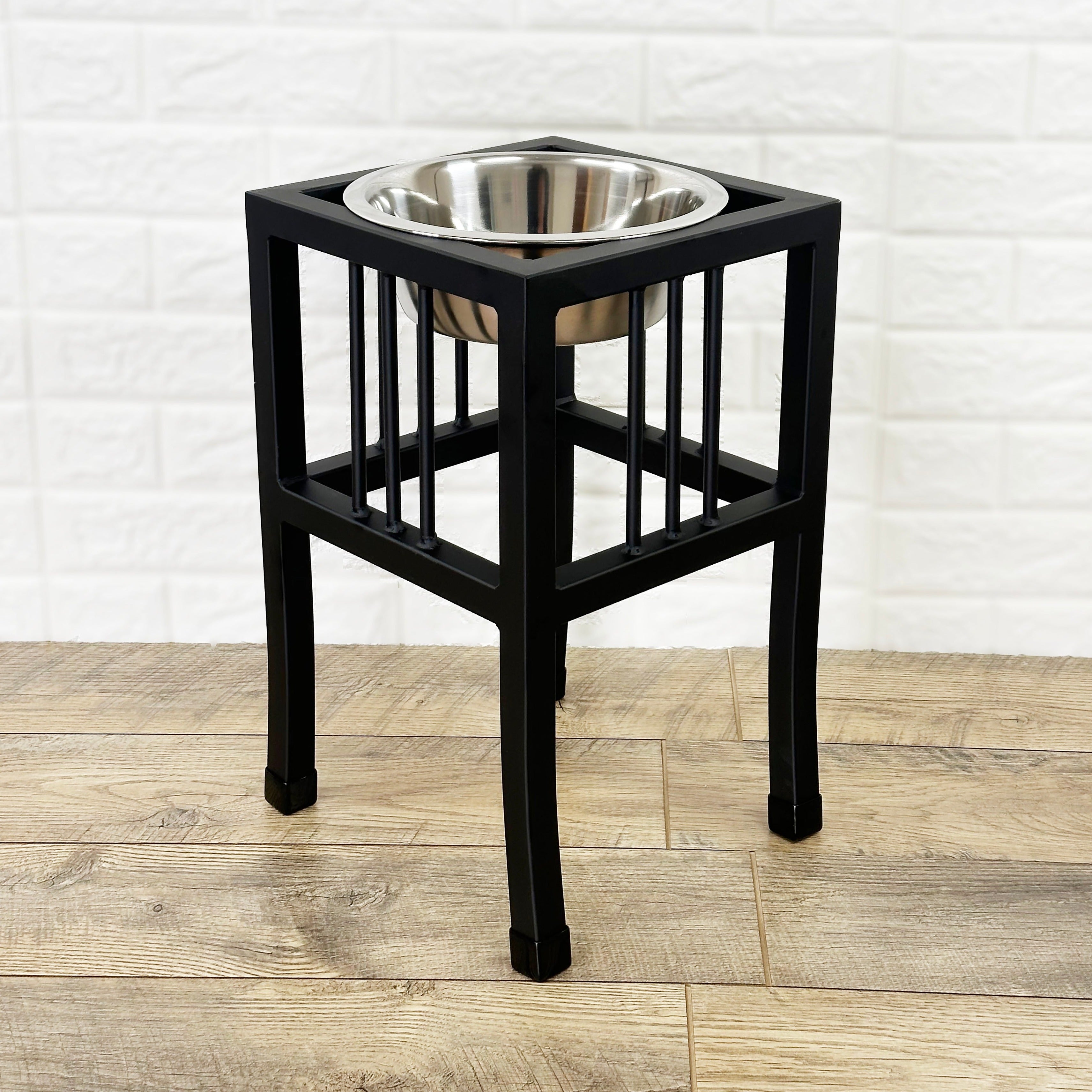 Baron Single Diner 18" Tall XL - Wrought Iron Stand, Elevated Dog Bowl Food, Water