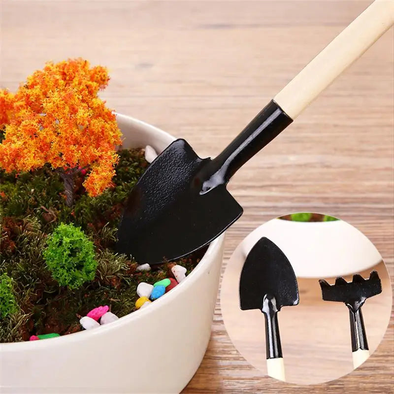 Zevolim| 3-piece garden tool set with wooden handles – Handy shovel, rake, and hoe for garden maintenance