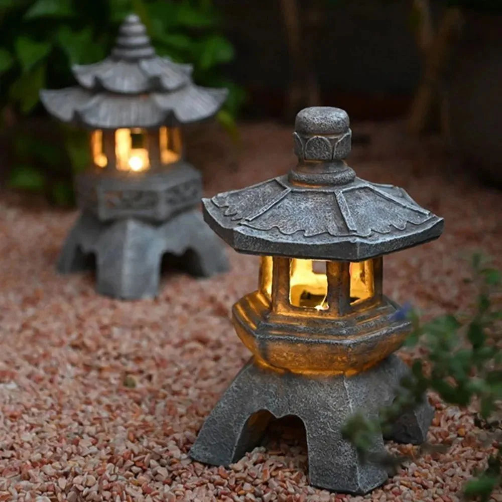 Solar Pagoda Lantern, Stone Resin Solar Garden Light for Outdoor Decor