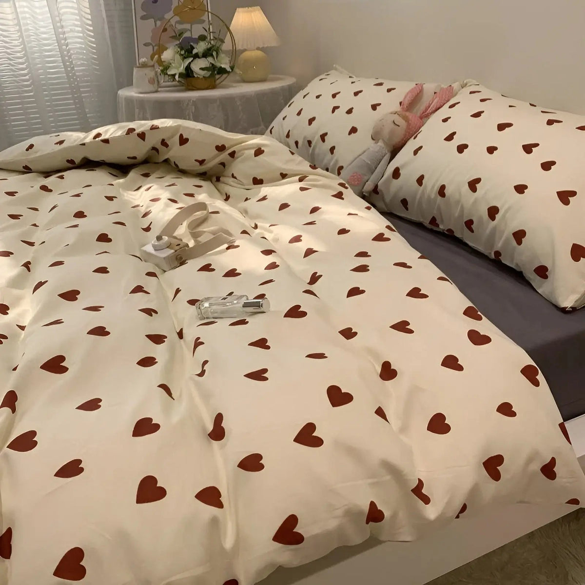 Zevolim| LoveLuxe Heart Motif Quilt Cover Set