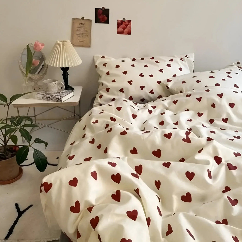 Zevolim| LoveLuxe Heart Motif Quilt Cover Set
