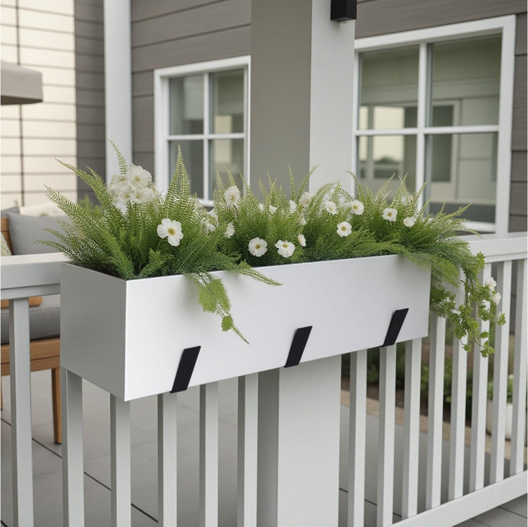 Madeira 36" Long Aluminum Trough Planter - Seamless Modern Minimalist Metal - Indoor / Outdoor, Lined w/ Drainage (36" L x 9" W x 9" Ht.)