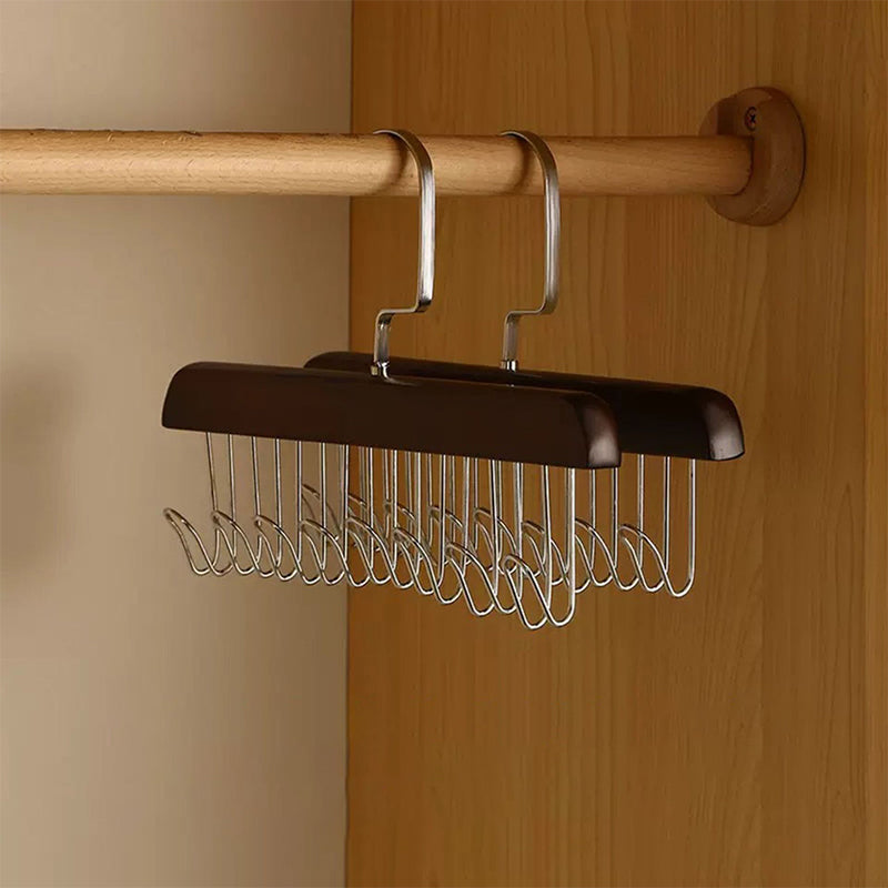 Non-slip wardrobe with multiple hooks